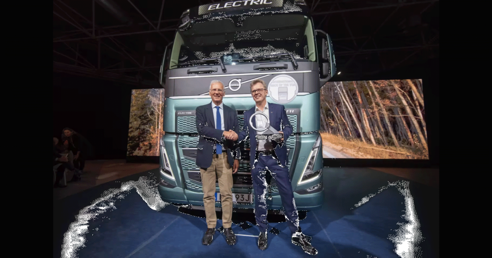 Volvo FH Electric hlýtur verðlaunin „Vörubíll ársins 2024”
