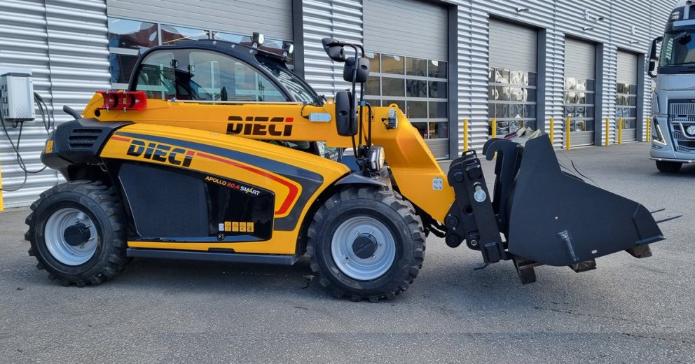 Dieci skotbómulyftarar á Sveitasælunni 2025