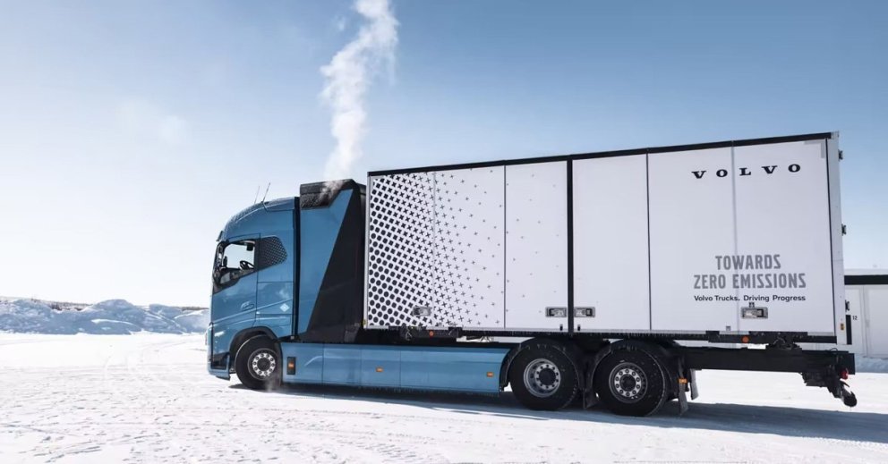 Tímamót: Volvo Trucks prófar vetnisrafknúna vörubíla á þjóðvegum